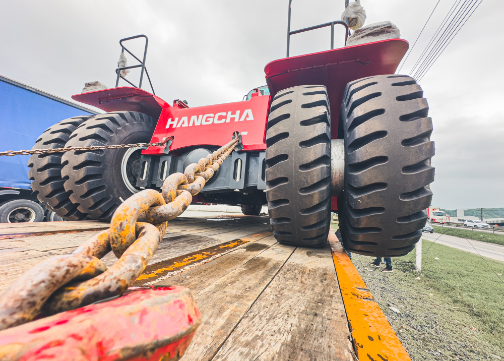 Reach Stacker Hangcha: desempenho robusto para a nova era da logística portuária