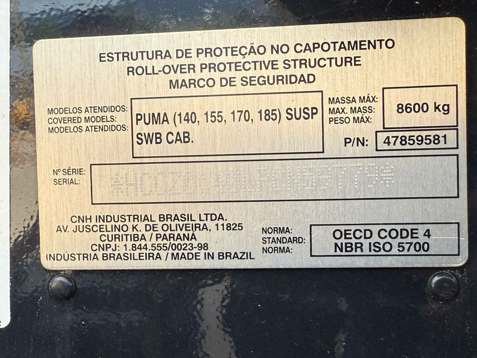 TRATOR CASE MODELO PUMA 140 