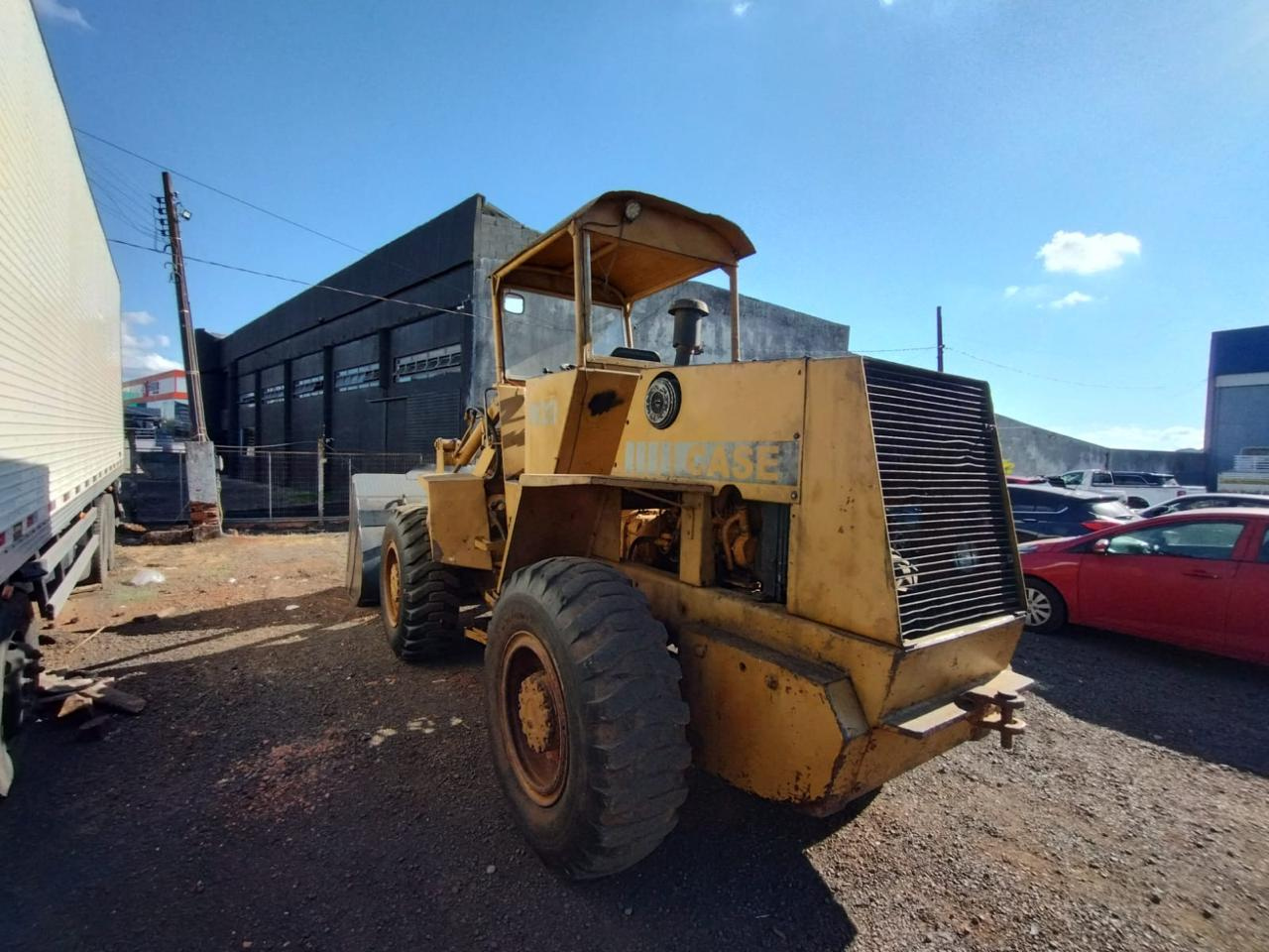 PA CARREGADEIRA CASE MODELO W20 