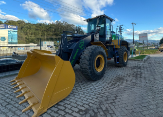 Pá Carregadeira Elétrica XCMG XC968-EV: Potência Sustentável junto a Macromaq